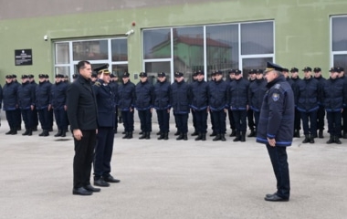 Nakon obuke na Policijskoj akademiji FMUP-a 100 kadeta započinje praktičnu obuku u Upravi policije MUP-a ZDK   