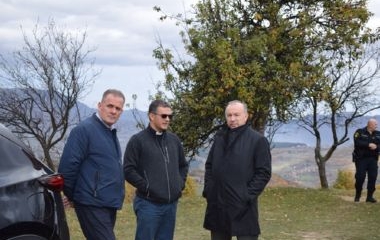 Ministar Dario Pekić i policijski komesar Rusmir Šišić posjetili zeničku Župu "Srce Isusovo" u naselju Čajdraš