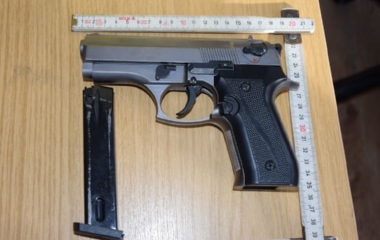 Uspješnom akcijom policija u Tešnju  lišila slobode pet mlađih osoba zbog izvršenog razbojništva 